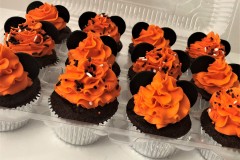 Mickey-Mouse-Halloween-Cupcakes